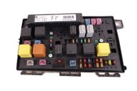 Sicherungskasten Opel Astra H 13205782<br>OPEL ASTRA H CARAVAN (A04) 1.8